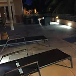 Seaside Terrace Retreat: Spacious 6-person Oasis With Sea Views Apartment *