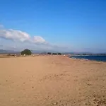 Apartment Seaside Terrace Retreat: Spacious 6-person Oasis With Sea Views Hyeres