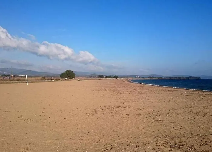 Lejlighed 110 M2 De Terras Vue Mer, Pieds Dans L Eau Pour 6 Pers Maxi Avec Clim Et Wifi Fibre Avec 390 Places De Parking Gratuites A Proximite Hyères