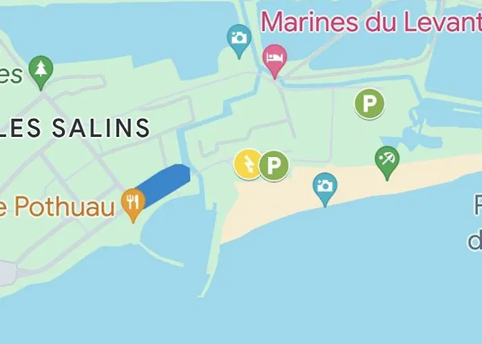 110 M2 De Terras Vue Mer, Pieds Dans L Eau Pour 6 Pers Maxi Avec Clim Et Wifi Fibre Avec 390 Places De Parking Gratuites A Proximite Hyères